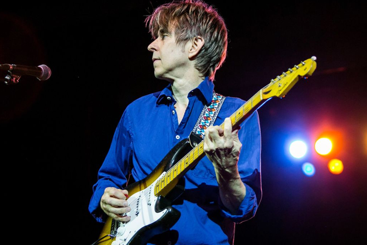 世音琴行fender芬达stratocastertelecaster大师签名款进口