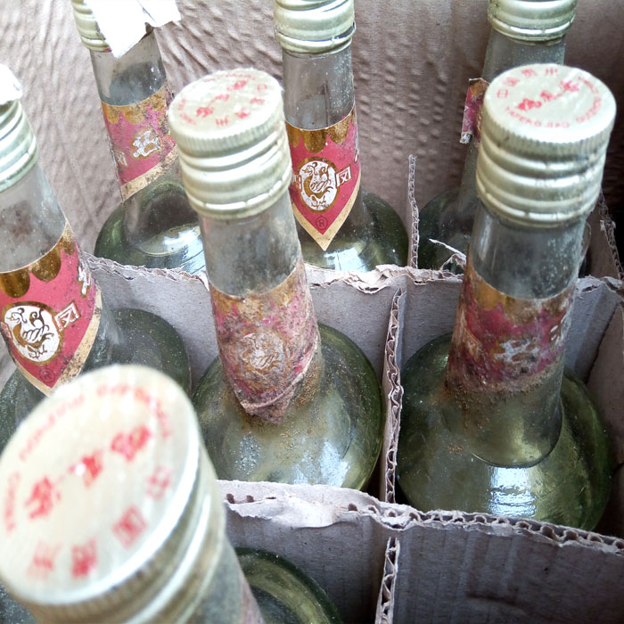 鸭凤窖500ml瓶原装新款陈年老酒浓香型高度白酒贵州鸭凤窖52度食酒