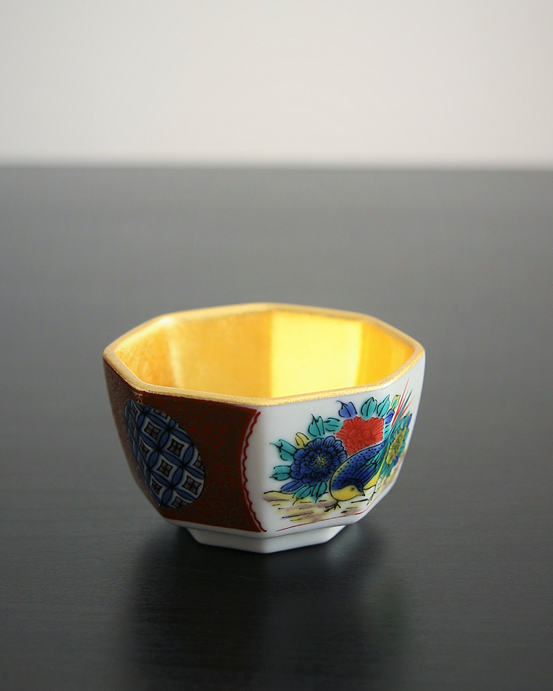 憬莀日本进口九谷烧时代绘金箔小酒杯茶杯酒盅陶瓷清酒杯古九谷四方杯