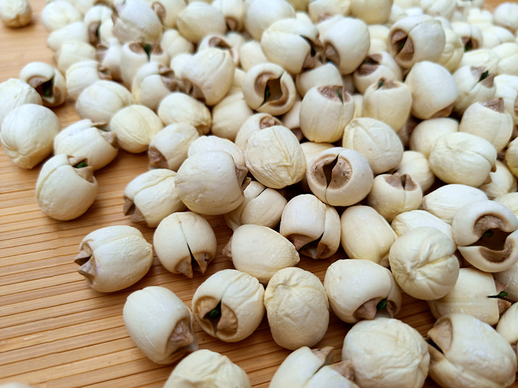 广昌白莲子带芯口感粉糯易煮江西干莲子米有心手工连子干货500g 500gx