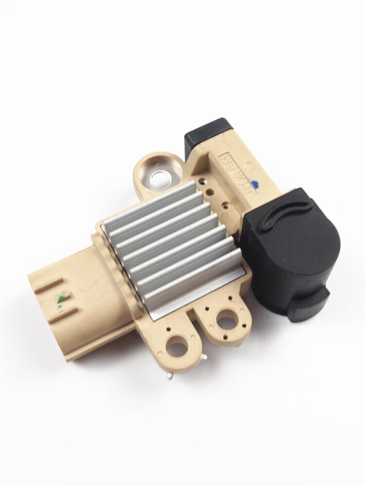 原厂长城哈佛h2哈弗h6h1h2s发电机调节器1.