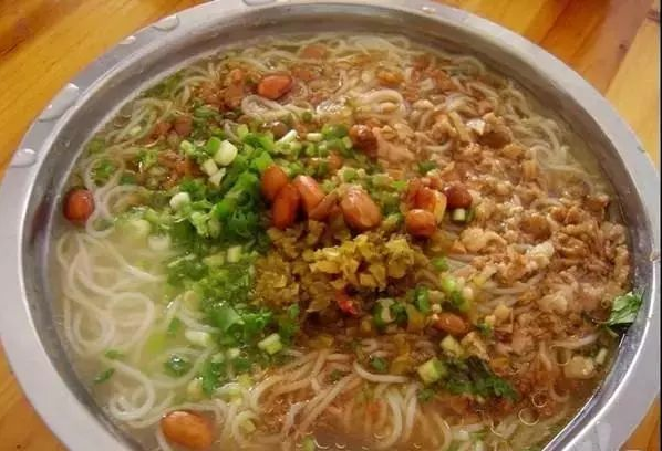 广西榨粉生榨米粉酸粉干榨粉干酸粉干面马山都安武