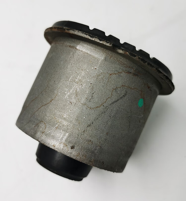 植朗 适用于现代雅绅特瑞纳朗动k2起亚锐欧缓冲胶铁衬胶套大后桥减震