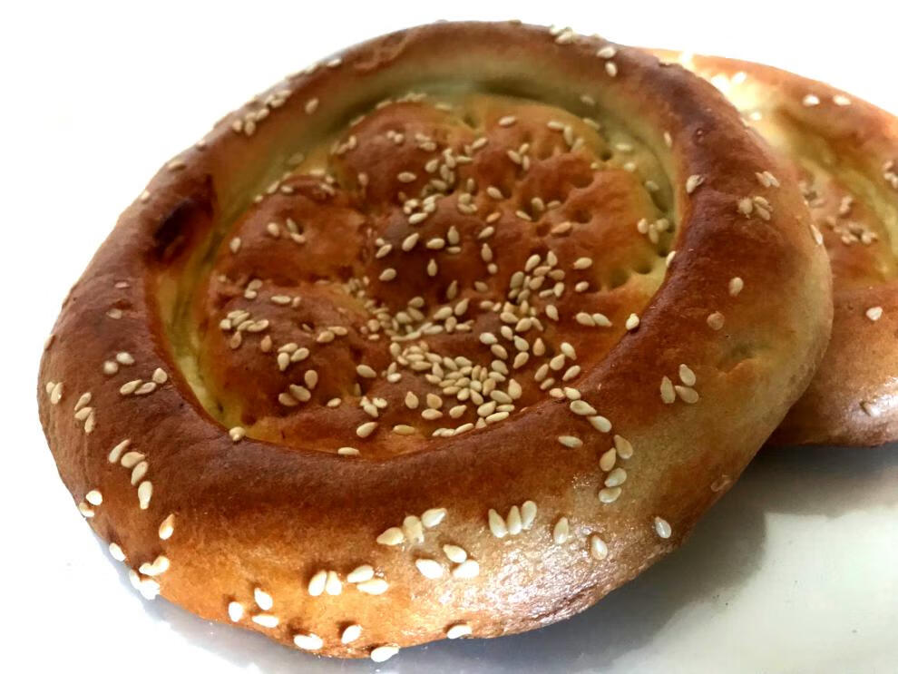 新疆特产正宗芝麻小油馕10个清真手工美食小吃烧饼干粮烤馕饼囊碳烤小