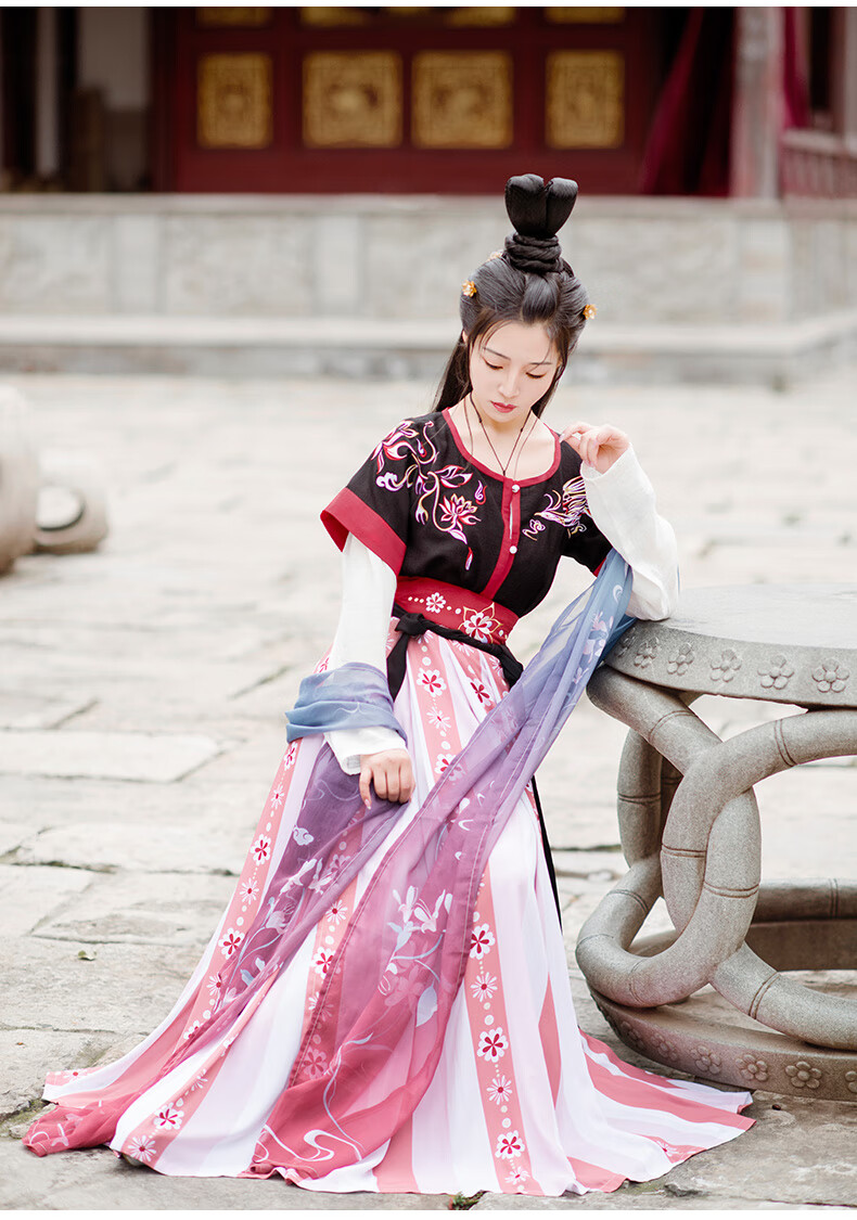 如梦霓裳汉服女夏装 坦领半臂襦裙枝间月交嵛裙窄袖莲花绣花夏季 黑色