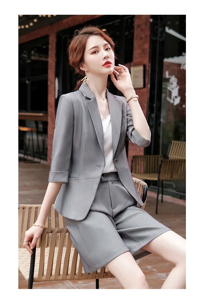 女主持人服装休闲西装短裤套装女春夏季薄款气质女神范小西服正装主持