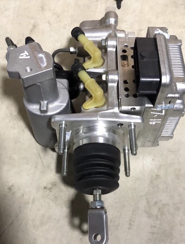 适用于丰田混动凯美瑞卡罗拉雷凌双擎普锐斯ct200助力泵马达abs刹车总