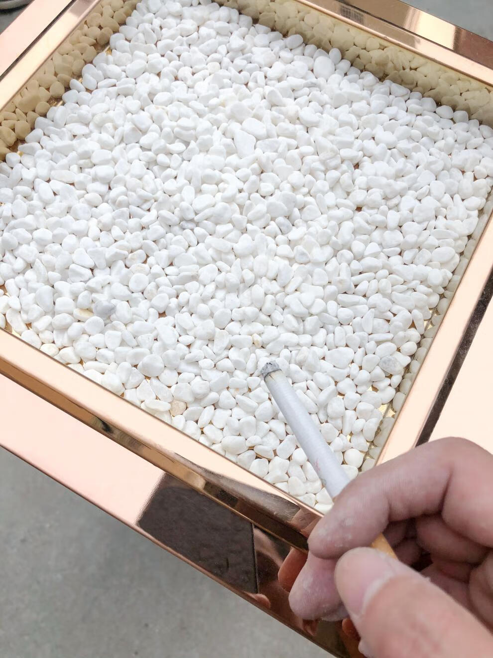 磐阙 灭烟石子白色石英砂石英沙细白沙子灭烟沙垃圾桶石子烟灰缸石米