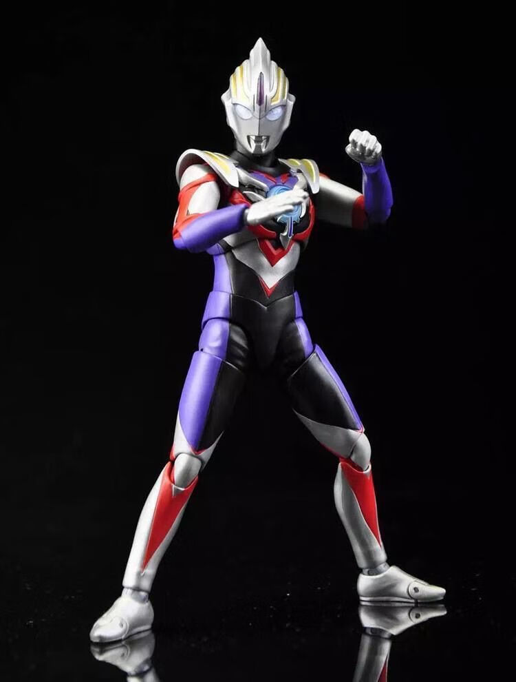 万代同款shf赛罗闪耀形态磁控发光奥特曼男孩关节超可动玩具人偶