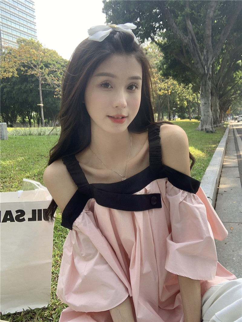 雨萌雅露肩一字肩上衣女生短袖一字领吊带夏季2022新款设计感甜辣妹