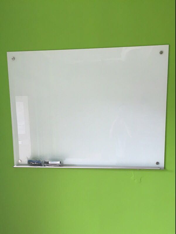 超白纯白磁性玻璃白板黑板写字板投影挂式3c钢化家用教学会议定制