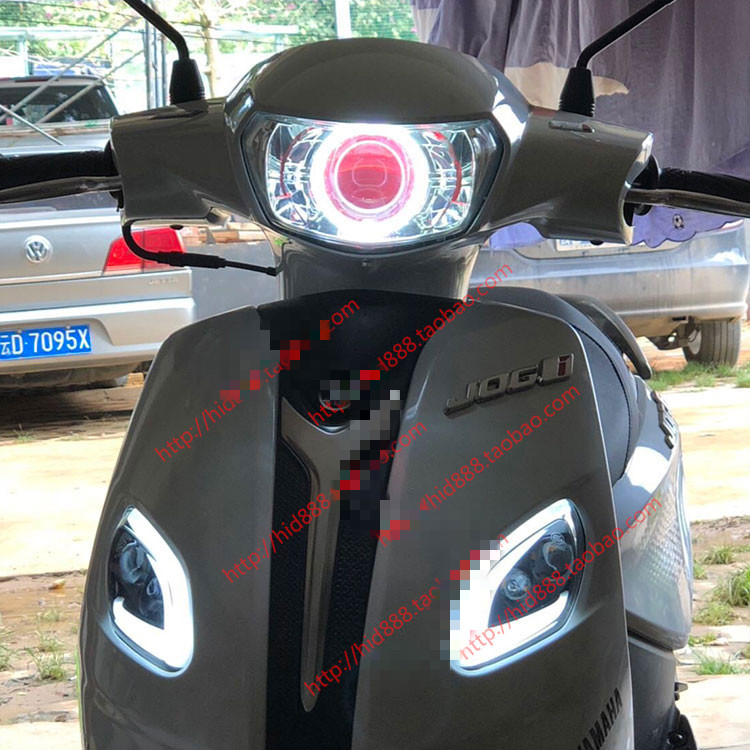 雅马哈巧格i125改装3寸海5led双光透镜大灯总成天使眼氙气灯装led双光