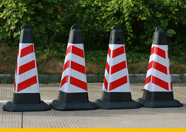 雪糕桶75厘米禁止停车锥70雪糕筒反光方锥橡胶路锥路障雪糕桶 75厘米