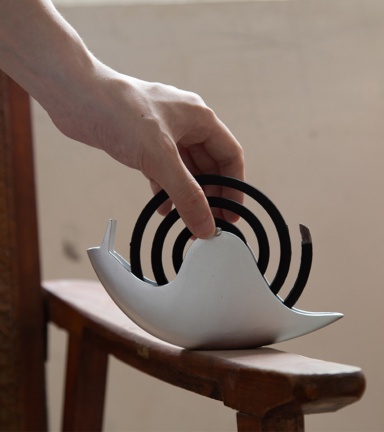 马鹿原创创意蚊香盘托蚊香架室内家用手工蚊香盒香炉摆件蚊香炉银色