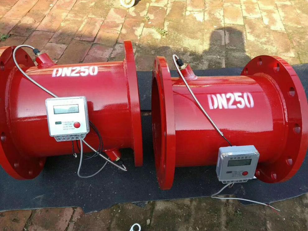 xfs消声波流量计流量测试装置管道式声波水表dn100150dn350法兰式