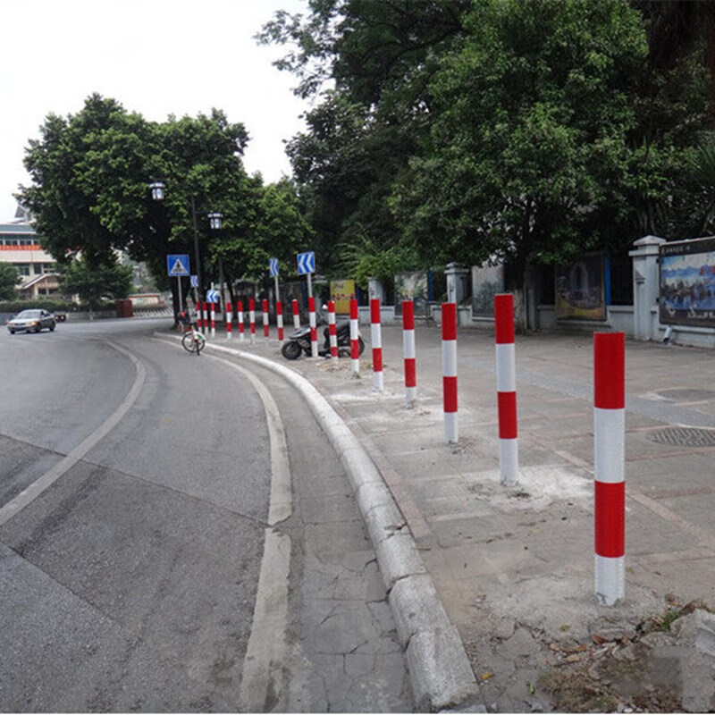 欧汉钢管警示柱反光柱红白道口桩黄黑镀锌钢管立柱防撞柱隔离柱预埋柱