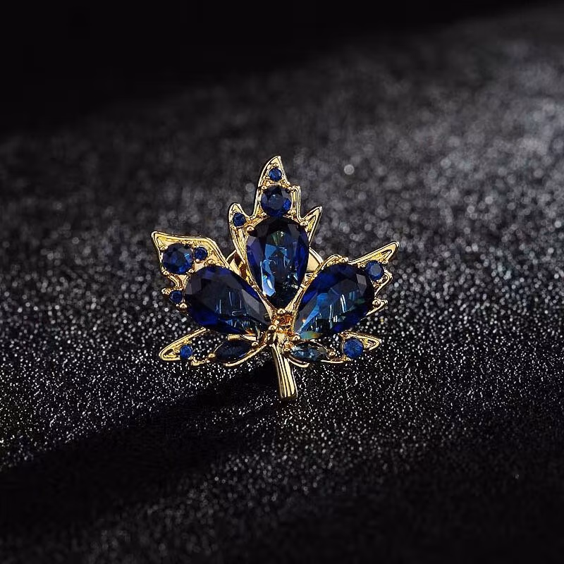 Maple Leaf Brooch Men's Corsage Suit Pin Crystal Badge Simple Atmosphere Pin Lapel Pin Accessories Red_voghion.com