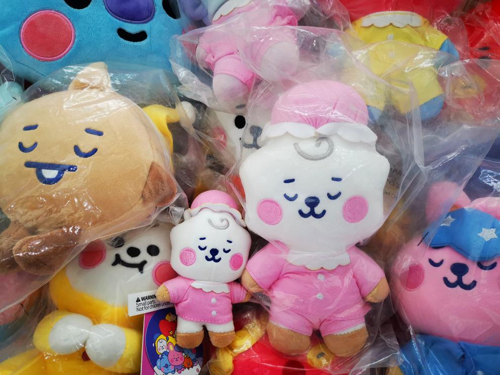 韩国bt21baby防弹少年团韩国bt21baby防弹少年团bts毛绒坐姿公仔可爱