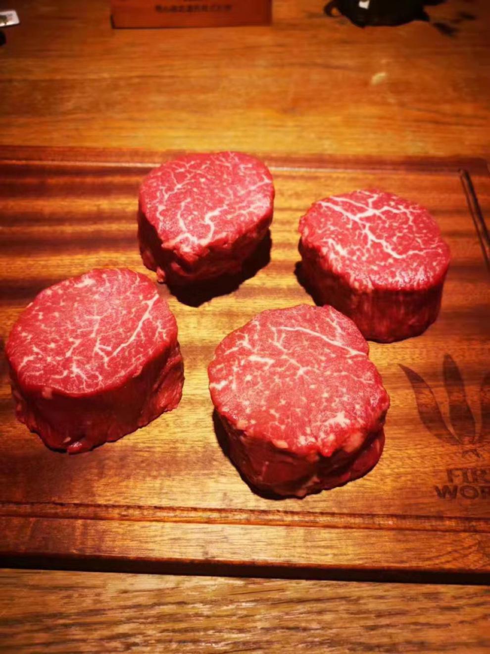 秒发4斤国产谷饲200天安格斯m3原切菲力牛排厚切2000克清真聚贵聚贵