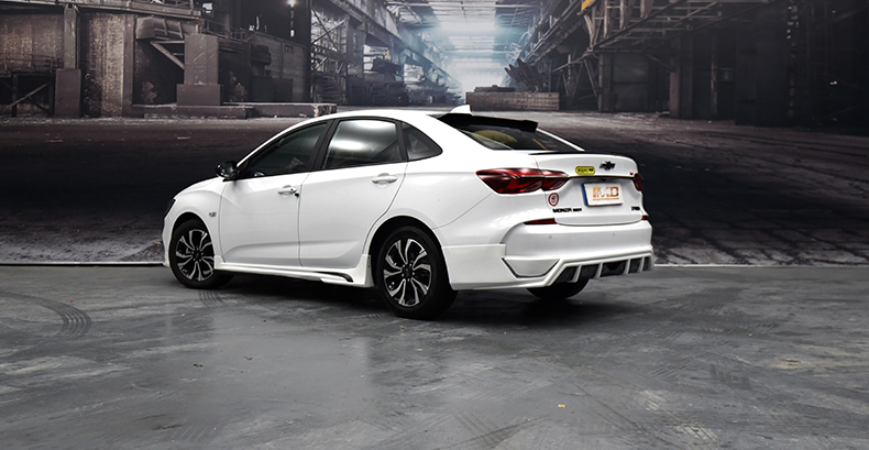 科鲁泽rs改装 雪佛兰科鲁泽rs小包围 前唇前铲顶翼 大包围 科鲁泽 带