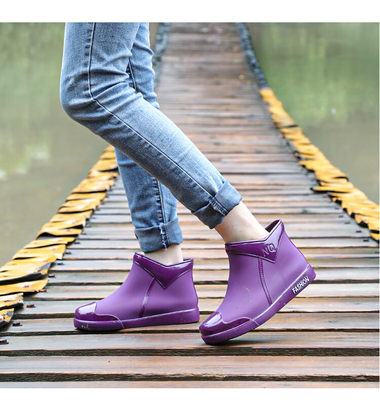 夏季雨天低筒雨鞋女时尚款外穿水鞋防水女士成人短筒胶鞋防滑水靴黑色