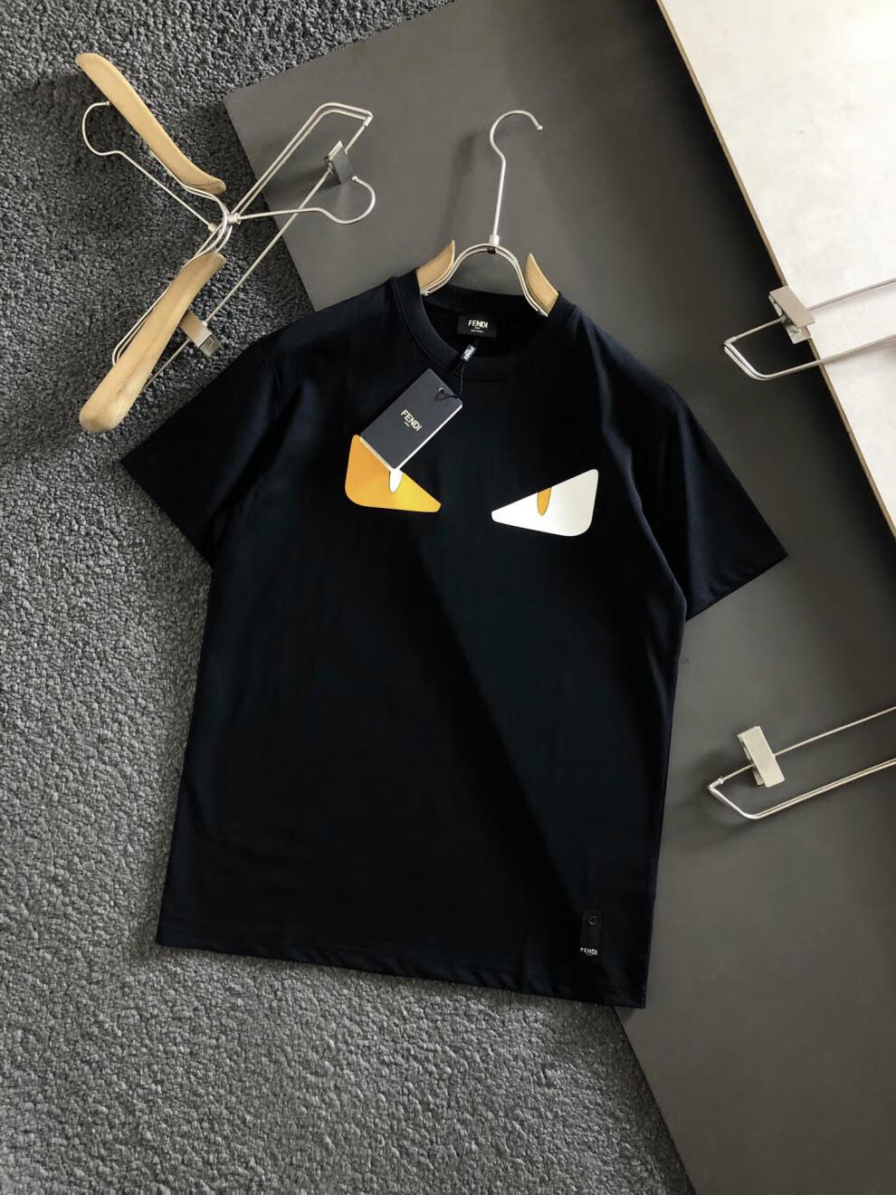 fendi芬迪撞色小怪兽眼睛压胶圆领短袖休闲时尚宽松透气t恤男装白色xs