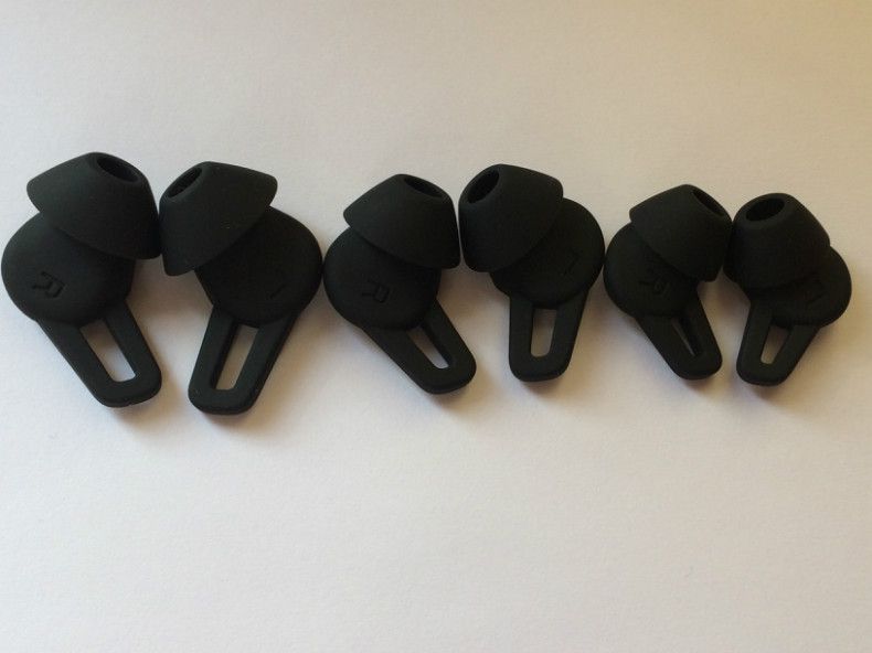 适用huawei华为freelace pro无线蓝牙耳机硅胶套耳塞收纳盒配件包 补