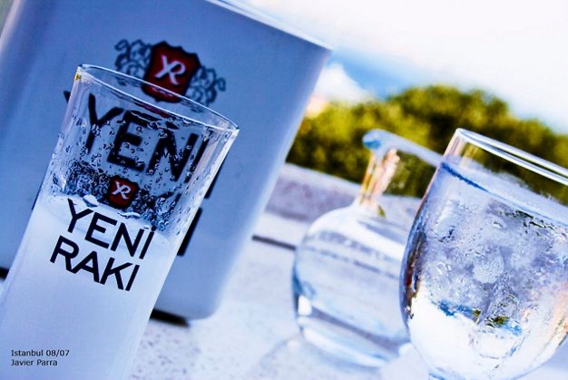 茴香酒yeniraki狮子奶土耳其阿拉克酒700毫升