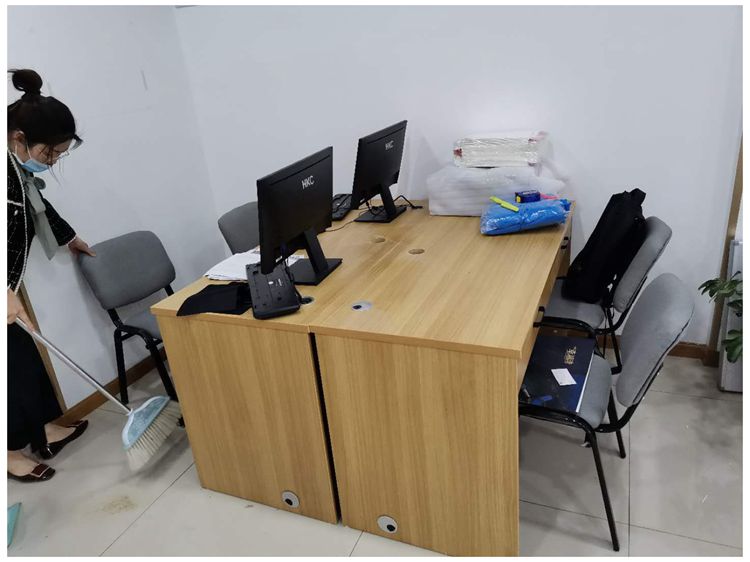德佑地产中介门店办公桌工位桌双人位三人位电脑桌 1.