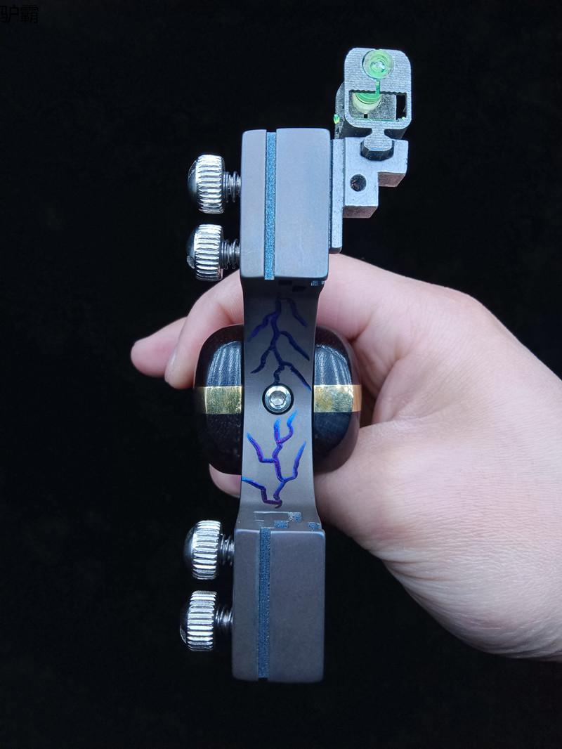 高精准弹弓实战老嘿钛合金弹弓高精度大全大撑头宽撑头双丝实木弓雷电