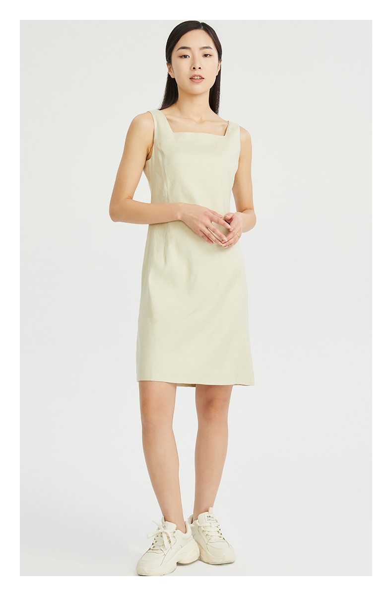 喀啦carablue女装时尚简约修身方领连衣裙kc221mwo0002 浅卡其k1 am