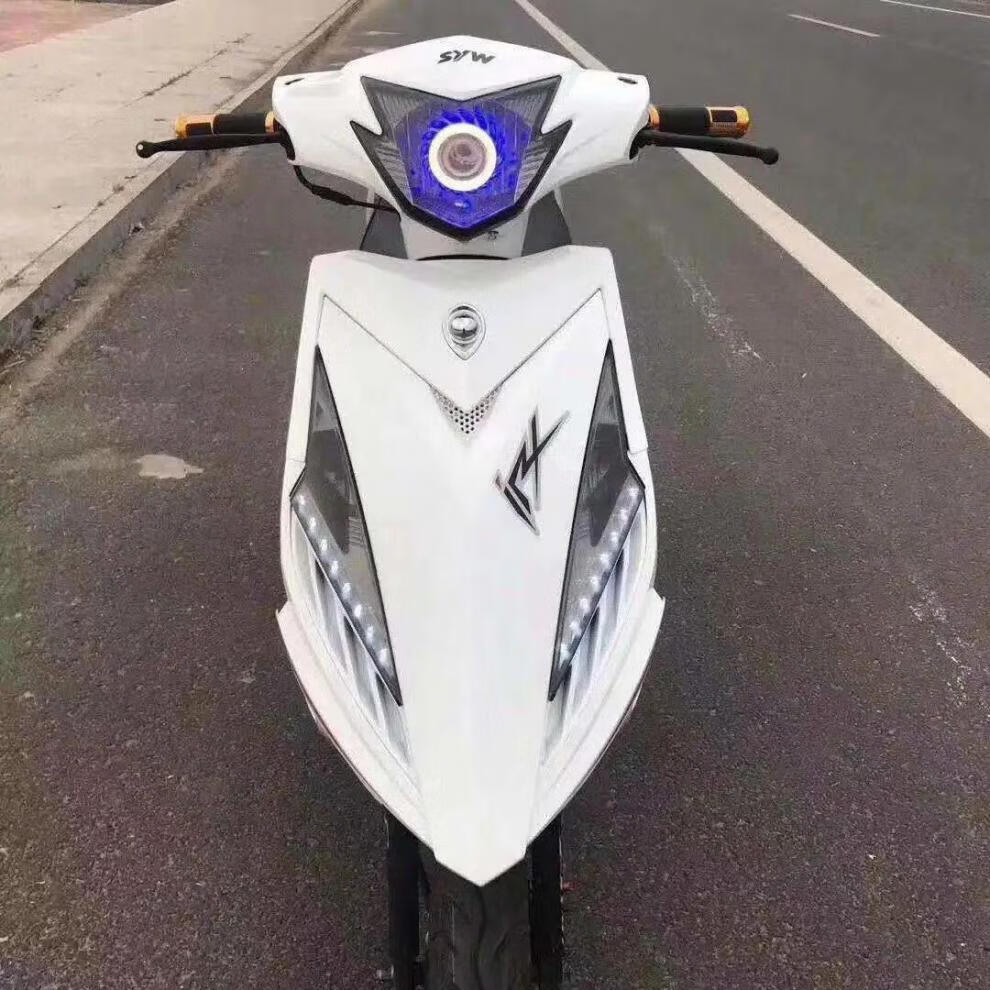 2022特惠全新款雅马哈鬼火白幽灵三代省油代步踏板125cc摩托车省油