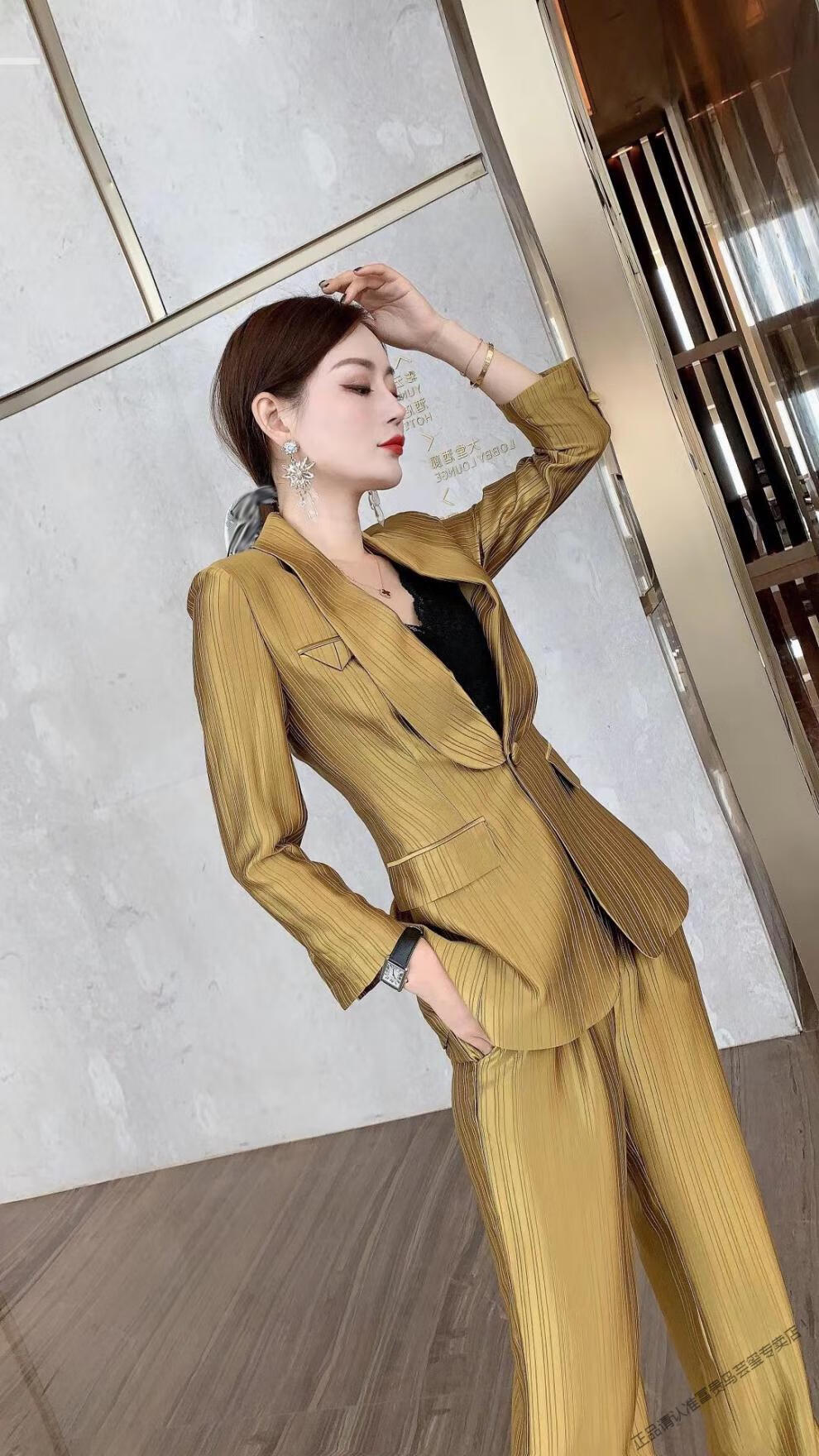 富贵鸟欧洲站名媛西服套装2021夏新款职业气质三醋酸真丝西装长裤两