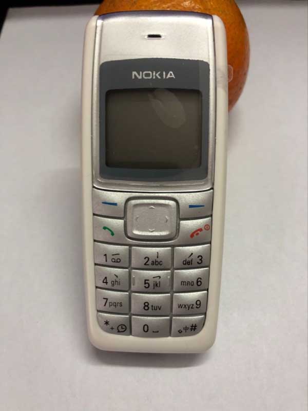 适用诺基亚 1110 无摄像头直板按键黄屏耐用待机长学生备用老年人手机