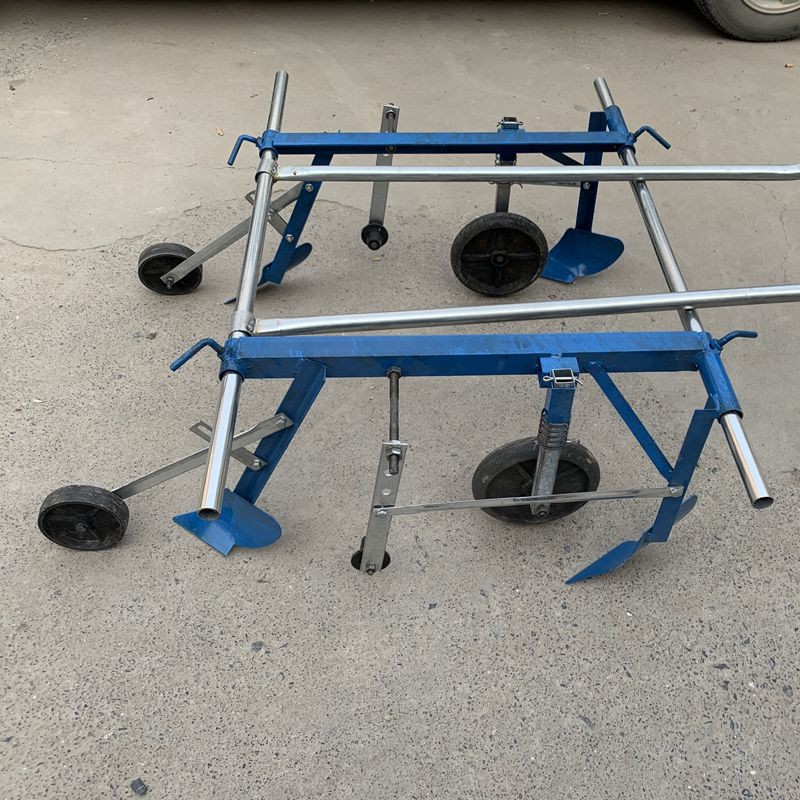 农用工具大全覆膜机地膜铺地膜机器手拉式人力多功能盖膜机农用工具盖