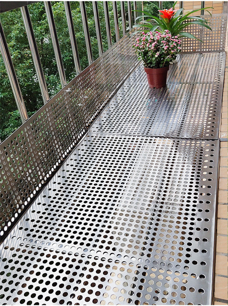 304不锈钢防盗窗垫板阳台防护栏多肉花架安全防坠落冲孔板防盗网304