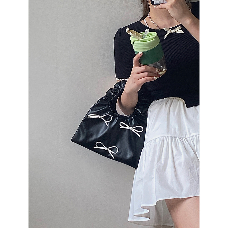 可爱蝴蝶结凹造型手拎小包2021春夏韩版软皮少女个性褶皱包 黑色 现货