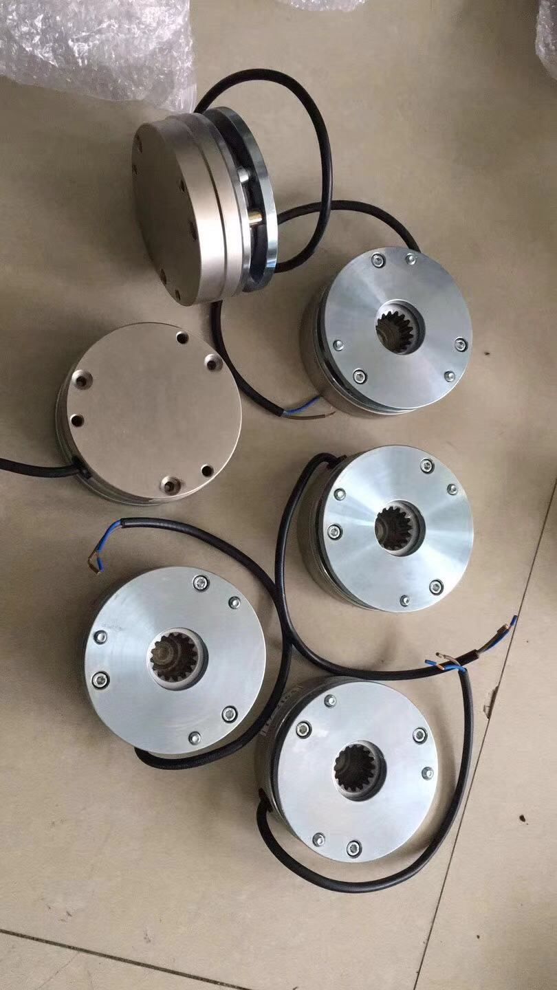 合力全电动叉车专用配件承重轮驱动轮铅酸锂电电池组手柄充电器 铅酸