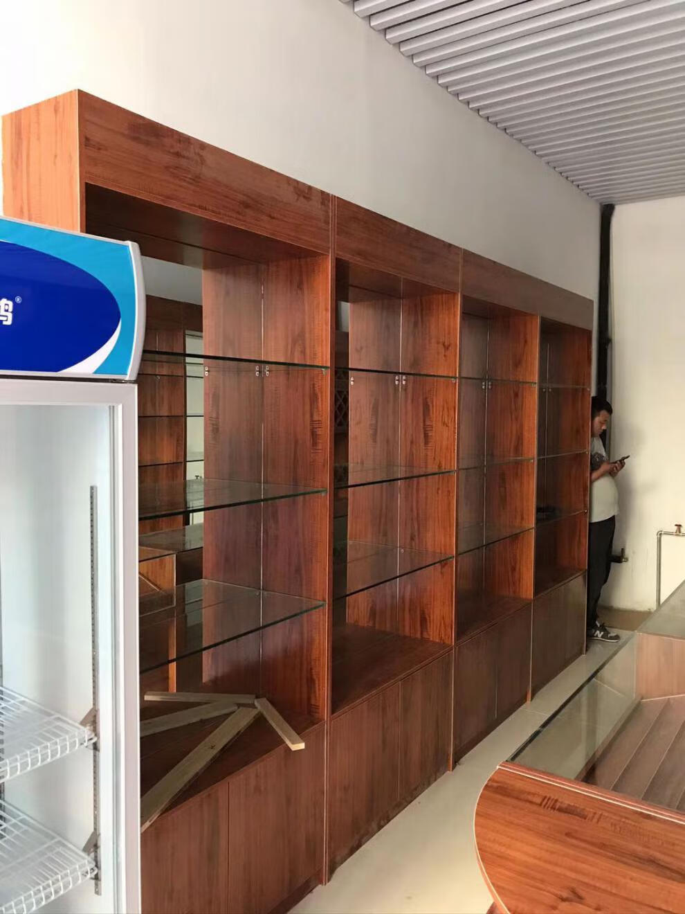 展柜烟酒展示柜茶叶展示柜定做展示柜超市礼品陈列柜特产货架展柜长一