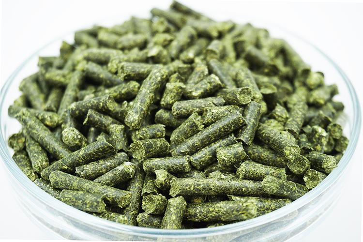 紫花苜蓿草颗粒成兔幼兔宠物兔粮龙猫荷兰猪兔主粮兔子饲料 苜蓿草条1