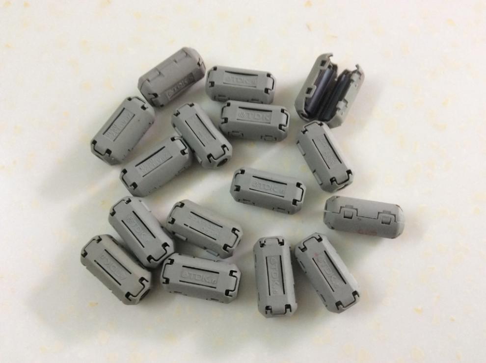 tdk滤波卡扣式磁环镍锌高频emi电磁抗干扰磁环13250530内径5mm黑色