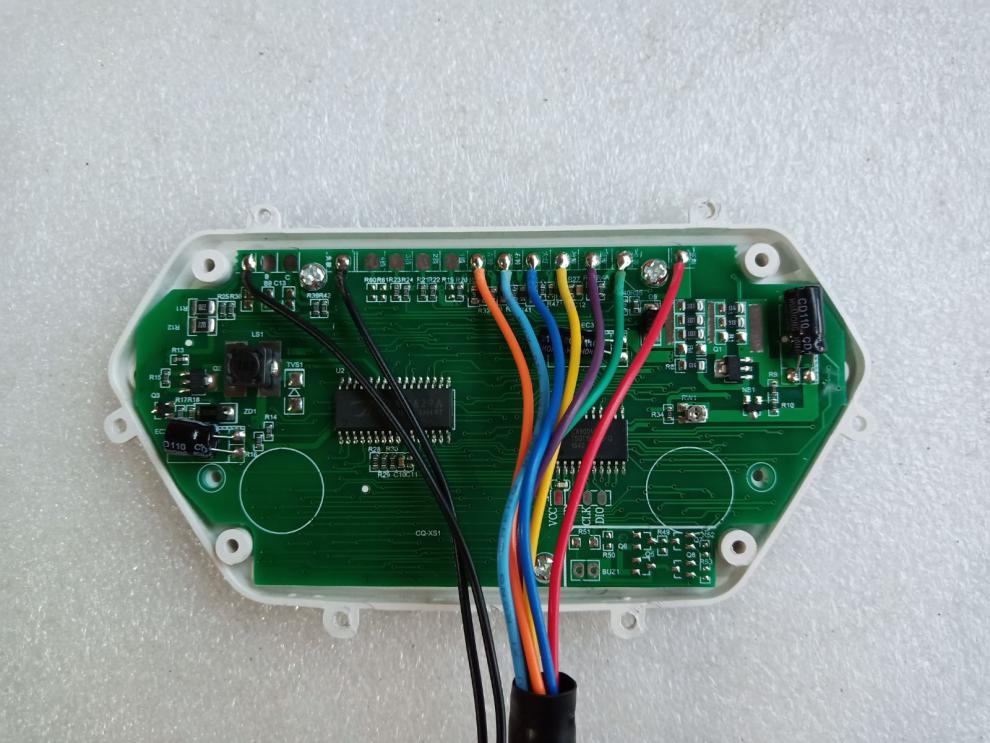 大金牛电动车仪表48v60v72vv通用改装大疆液晶表速八黑莓led仪表48v
