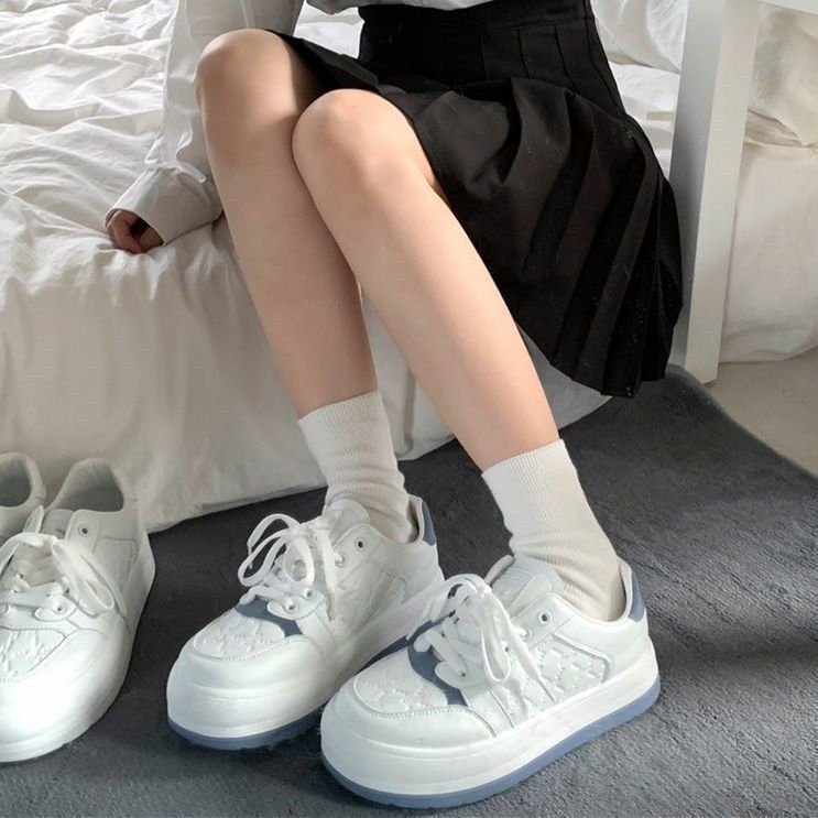女生板鞋小白鞋女厚底休闲鞋运动鞋春秋板鞋透气夏季学生可爱大头鞋