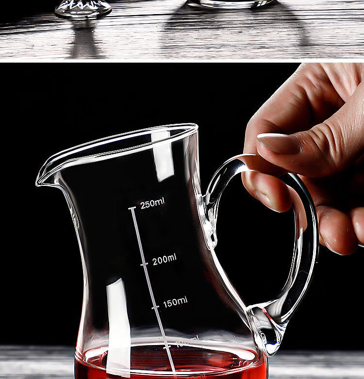 白酒分酒器红酒洋酒饭店家用量酒器水晶玻璃带刻度小号分酒壶扎壶qwc