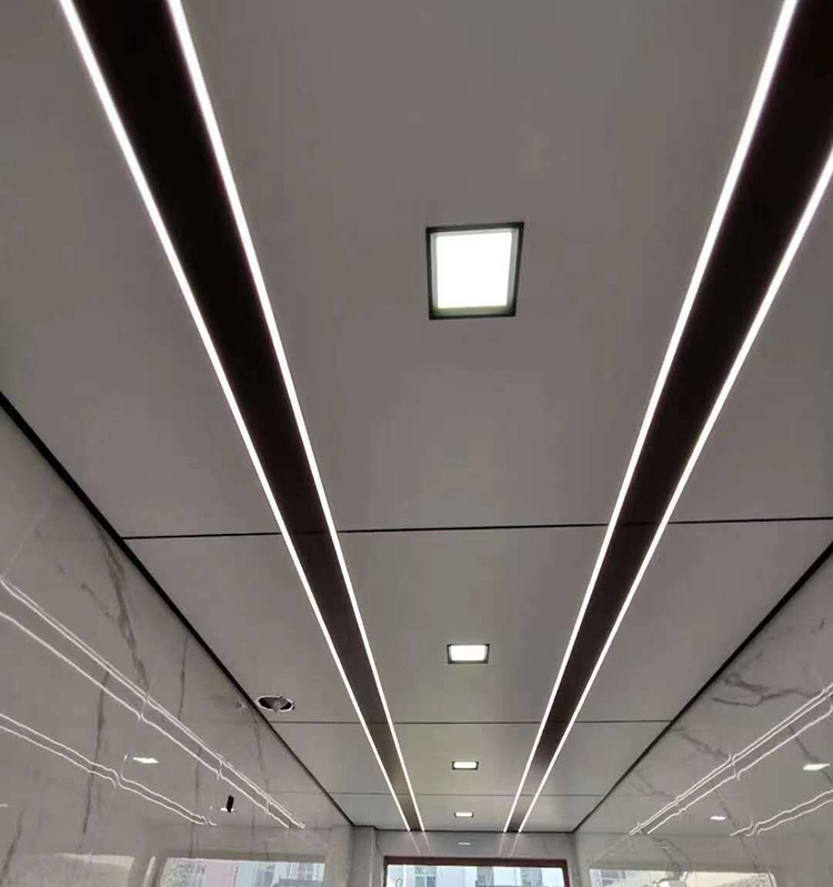 适用蜂窝板led平板灯集成吊顶灯铝大板格栅灯75600厨房灯吸顶方灯