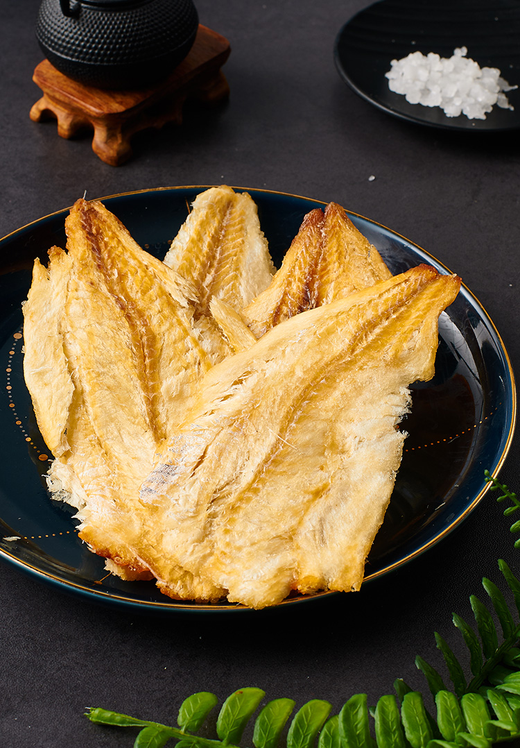 来伊份鳕鱼片肉干肉脯鱼干烤鱼片特产小吃即食海味香烤鳕鱼干60g袋香