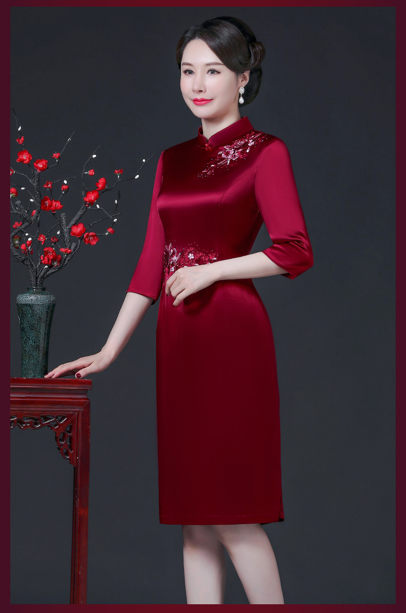 秋季儿子结婚妈妈穿的喜庆衣服年轻喜婆婆装婚礼宴会旗袍连衣裙高贵