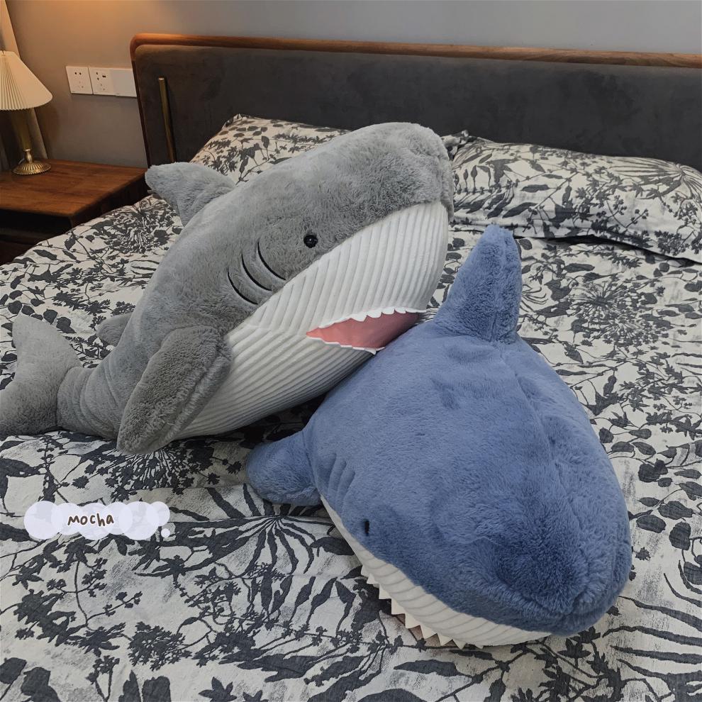 网红可爱鲨鱼睡觉抱枕毛绒玩具靠垫沙发床上抱着玩偶布娃娃礼物女