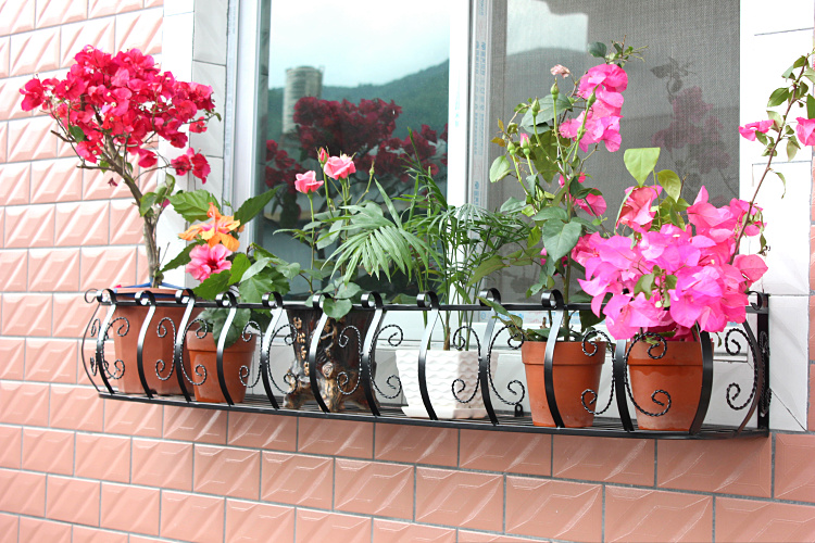 窗外储架铁艺窗台花架阳台栏杆护栏悬挂室外户外窗户壁挂花盆架花篮置