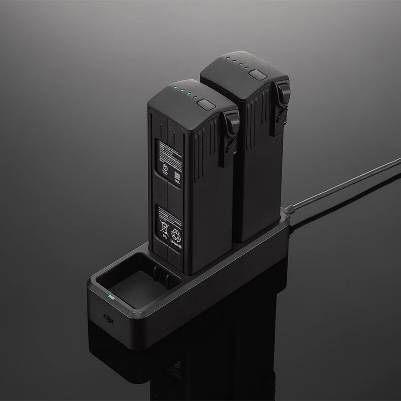 原厂适用大疆mavic3/cine电池管家便携充电器多充御3车载充电器配件